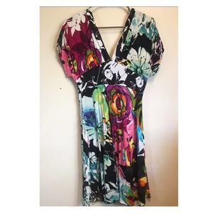2000’s World Vintage Ali V-Neck Dress Size Small